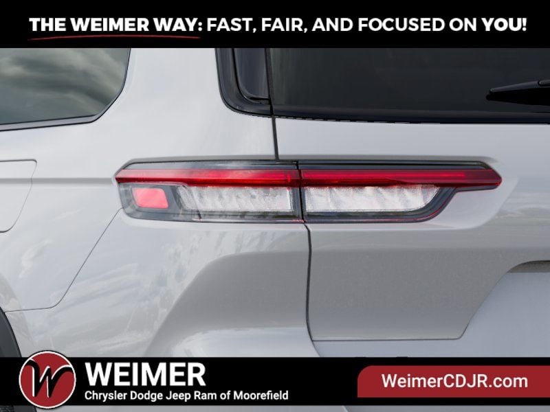 New 2025 Jeep Grand Cherokee L Limited - photo - 8