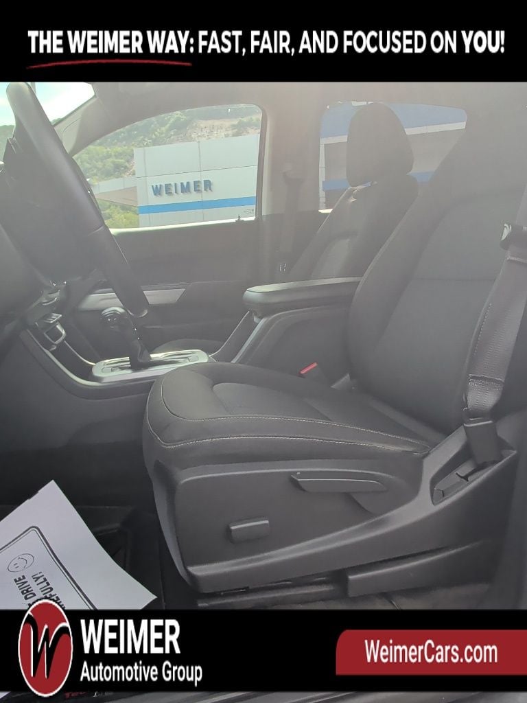 Pre-Owned 2017 Chevrolet Colorado LT - photo - 11