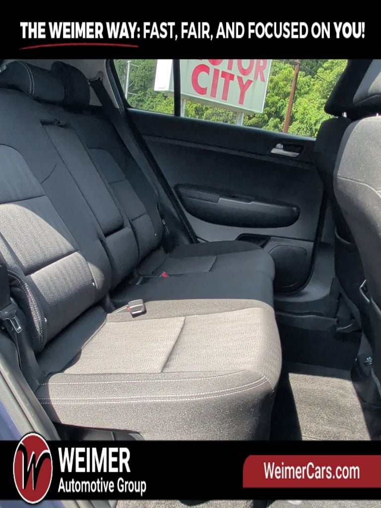 Pre-Owned 2021 Kia Sportage LX - photo - 13