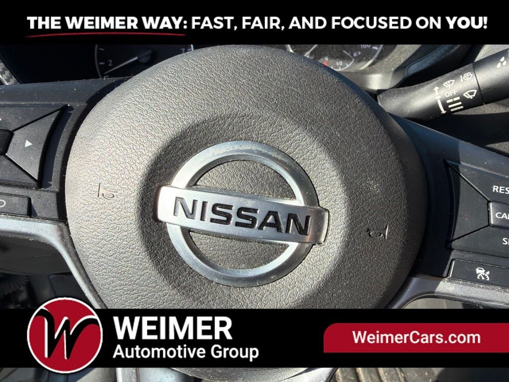 Pre-Owned 2023 Nissan Sentra SR - photo - 25