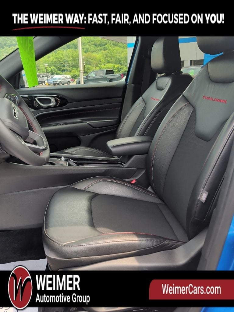 Pre-Owned 2026 Jeep Compass Trailhawk - photo - 11