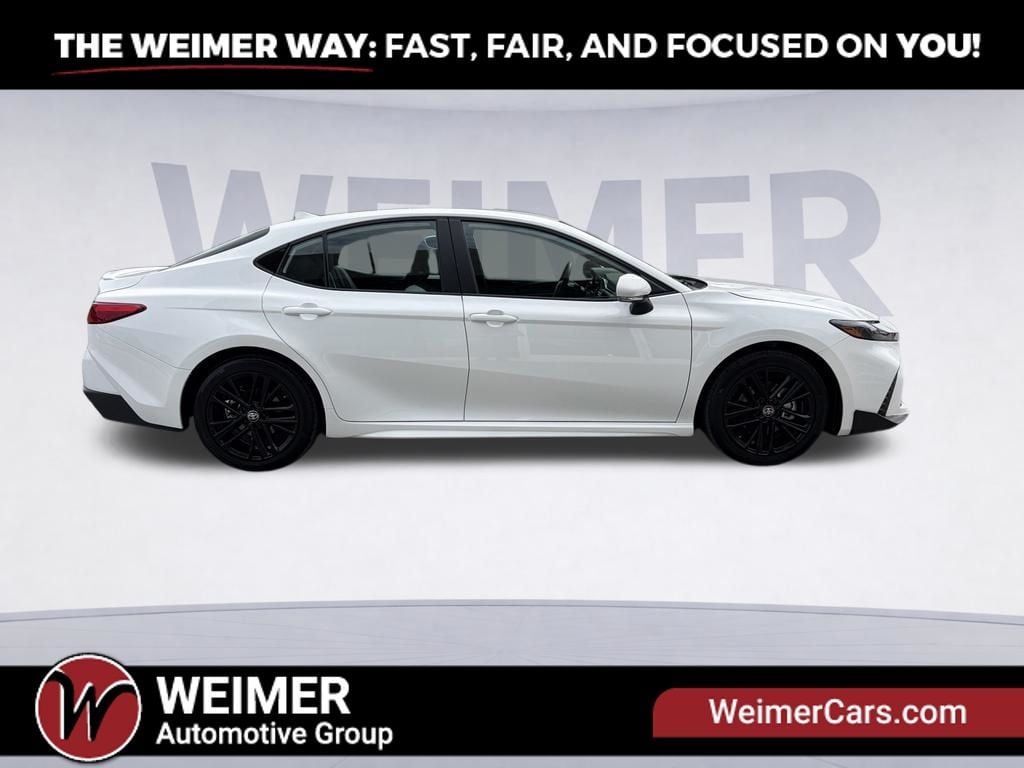 Pre-Owned 2026 Toyota Camry SE - photo - 7
