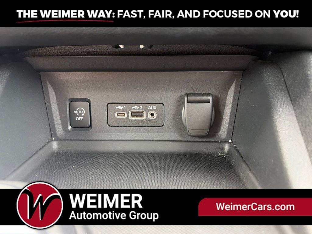 Pre-Owned 2024 Nissan Sentra SV - photo - 22
