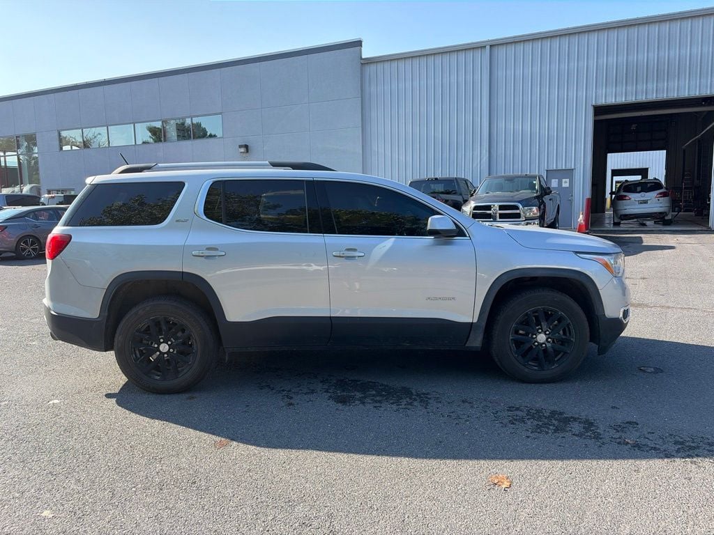 Pre-Owned 2019 GMC Acadia SLT-1 - photo - 3