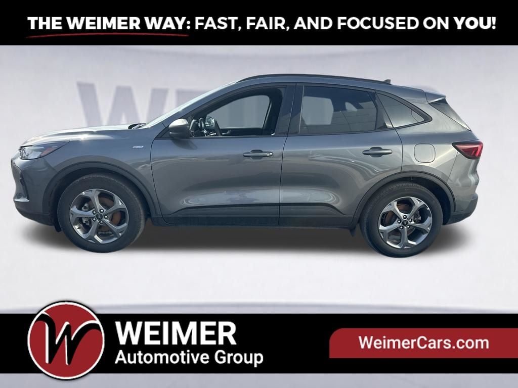 Pre-Owned 2025 Ford Escape ST-Line - photo - 1