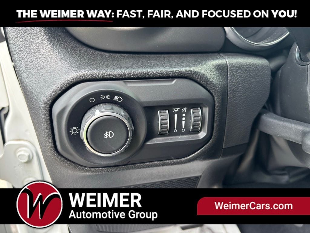 Pre-Owned 2022 Jeep Wrangler Sport - photo - 19
