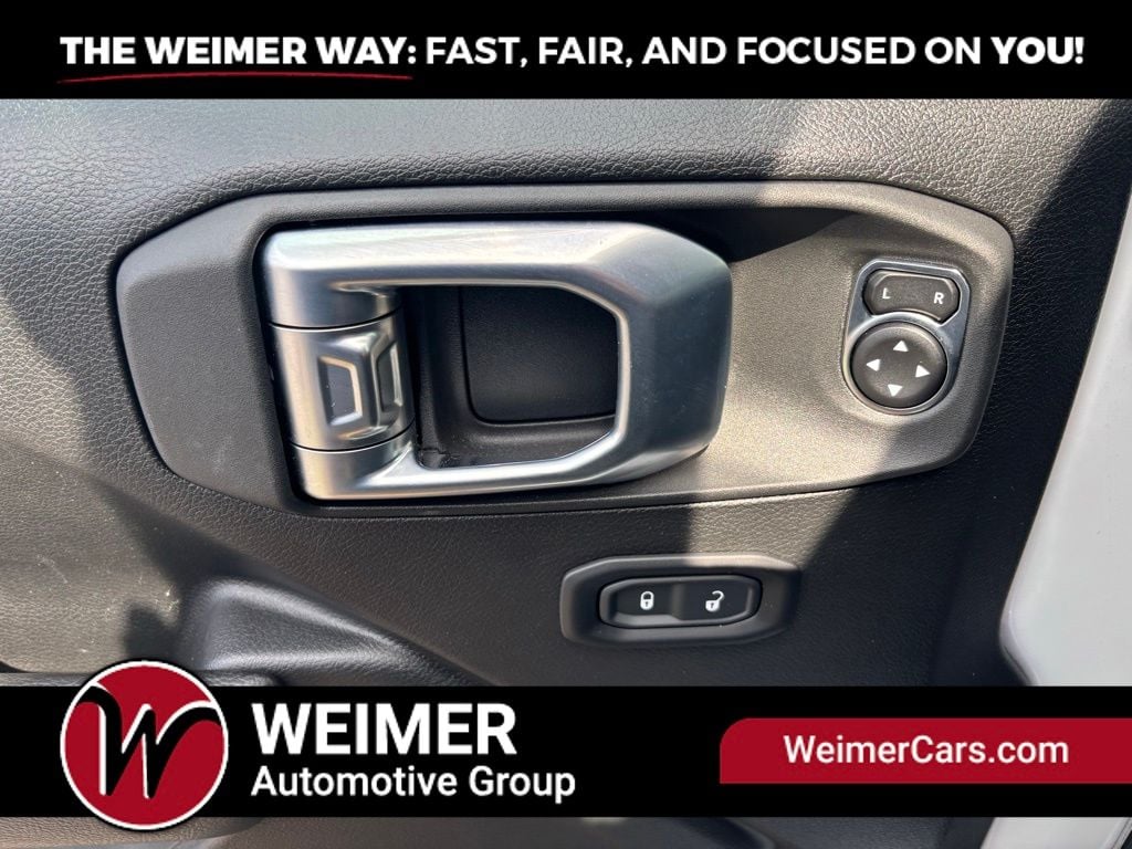 Pre-Owned 2022 Jeep Wrangler Sport - photo - 18