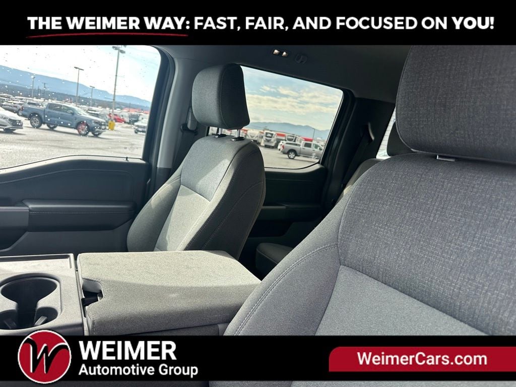 Pre-Owned 2025 Ford F-150 XLT - photo - 12