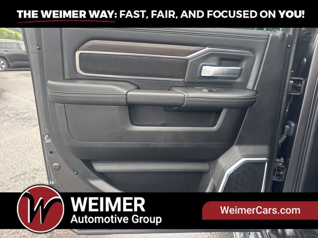 Pre-Owned 2025 Ram 3500 Laramie - photo - 22