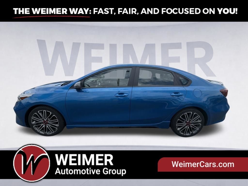 Pre-Owned 2022 Kia Forte GT - photo - 2
