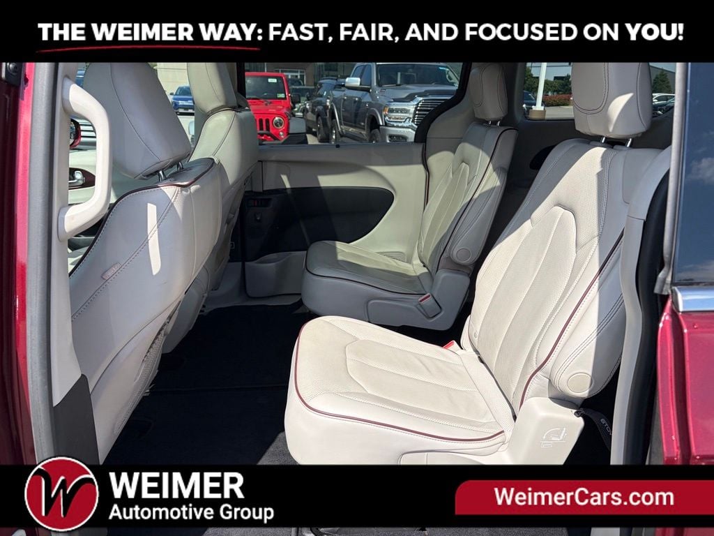 Pre-Owned 2020 Chrysler Pacifica Limited - photo - 20