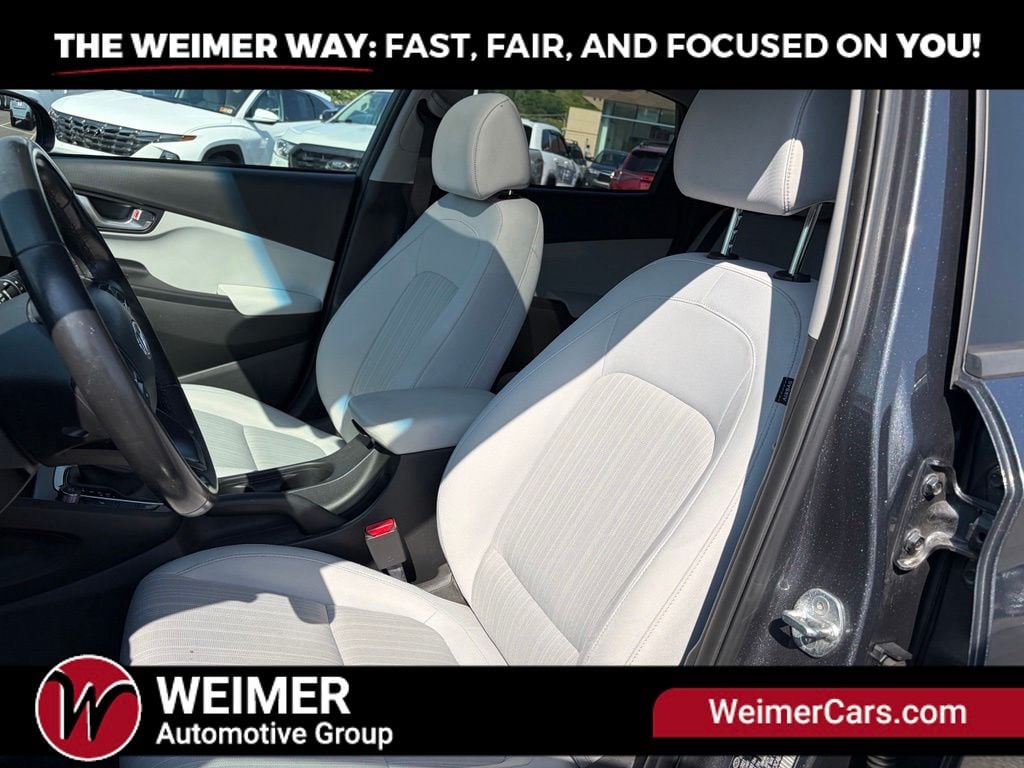 Pre-Owned 2022 Hyundai Kona SEL - photo - 23