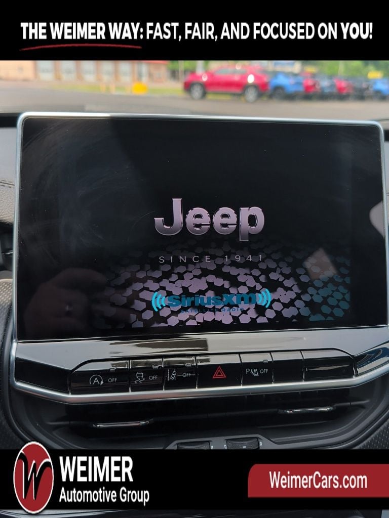 Pre-Owned 2026 Jeep Compass Trailhawk - photo - 23