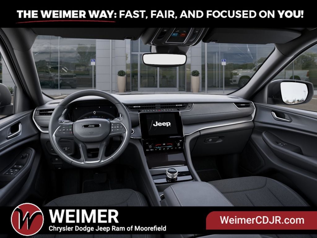 New 2026 Jeep Grand Cherokee Laredo - photo - 13