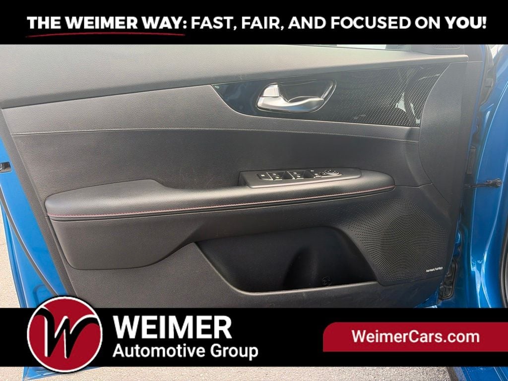 Pre-Owned 2022 Kia Forte GT - photo - 13