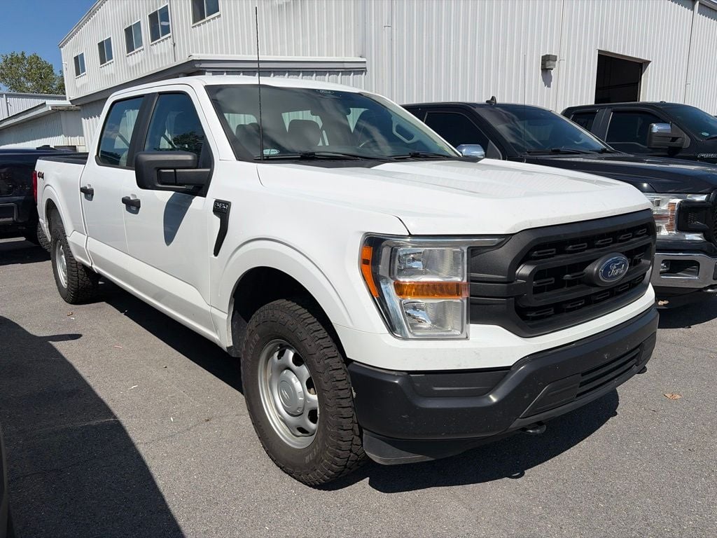 Pre-Owned 2022 Ford F-150 XL - photo - 2