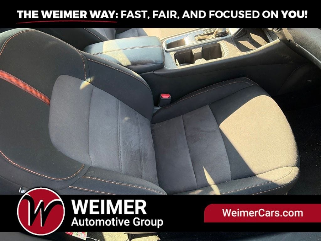 Pre-Owned 2023 Nissan Sentra SR - photo - 14