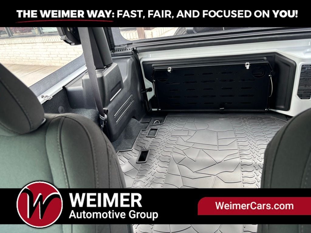 Pre-Owned 2022 Jeep Wrangler Sport - photo - 21