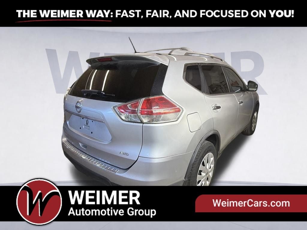 Pre-Owned 2016 Nissan Rogue S - photo - 3