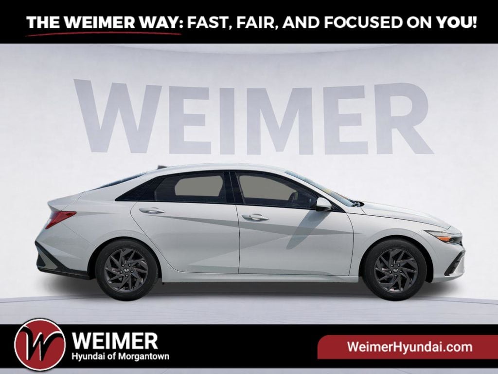 New 2026 Hyundai Elantra Hybrid Blue - photo - 6