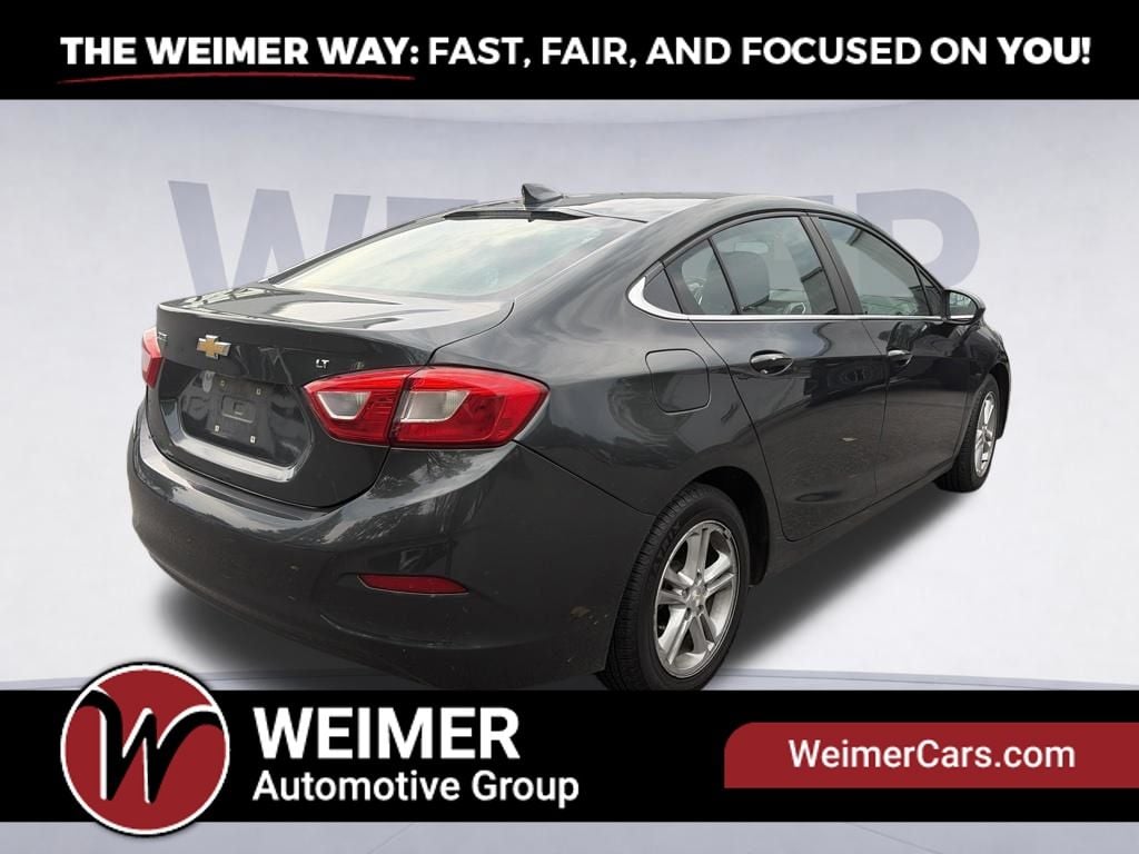 Pre-Owned 2018 Chevrolet Cruze LT - photo - 4