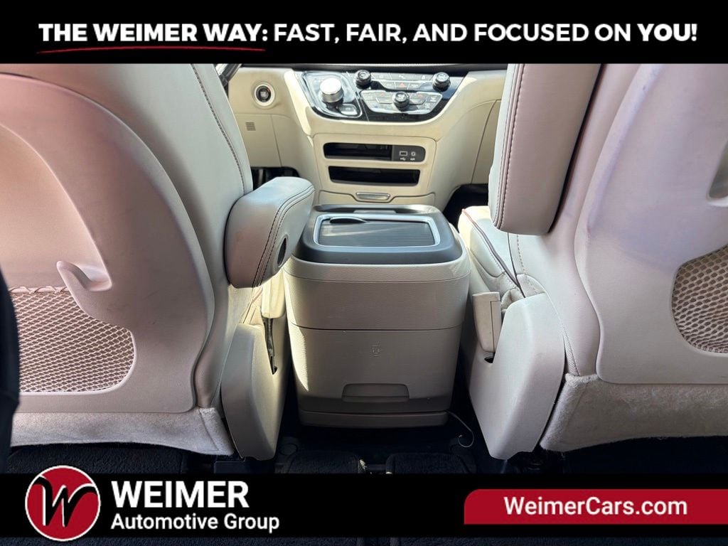 Pre-Owned 2020 Chrysler Pacifica Limited - photo - 18