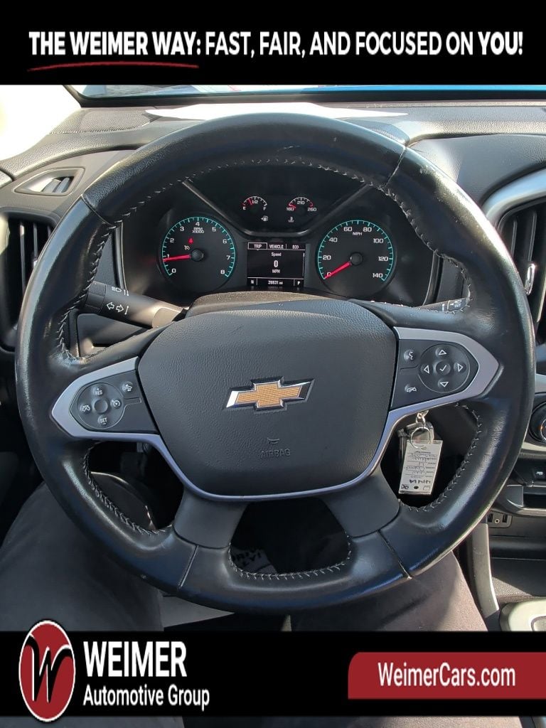 Pre-Owned 2022 Chevrolet Colorado LT - photo - 25