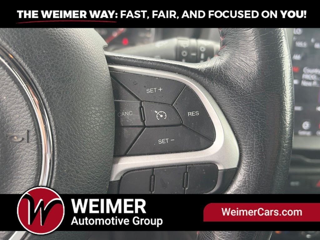 Pre-Owned 2019 Jeep Renegade Trailhawk - photo - 14