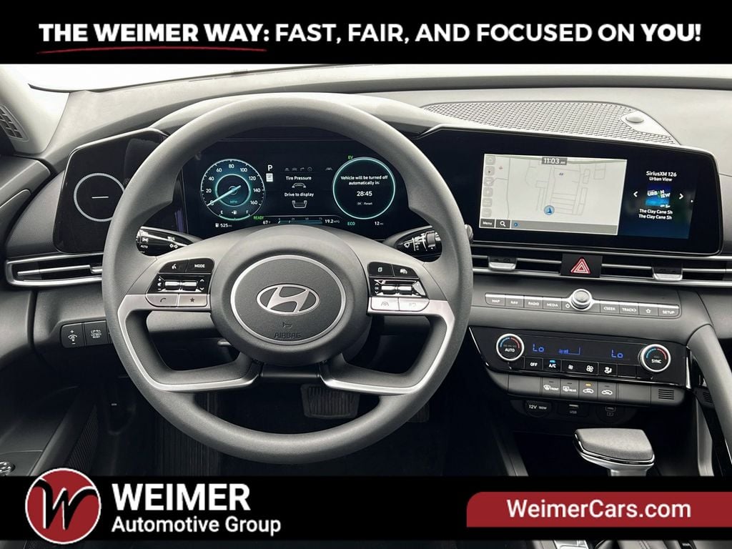 Pre-Owned 2025 Hyundai Elantra Hybrid Blue - photo - 17