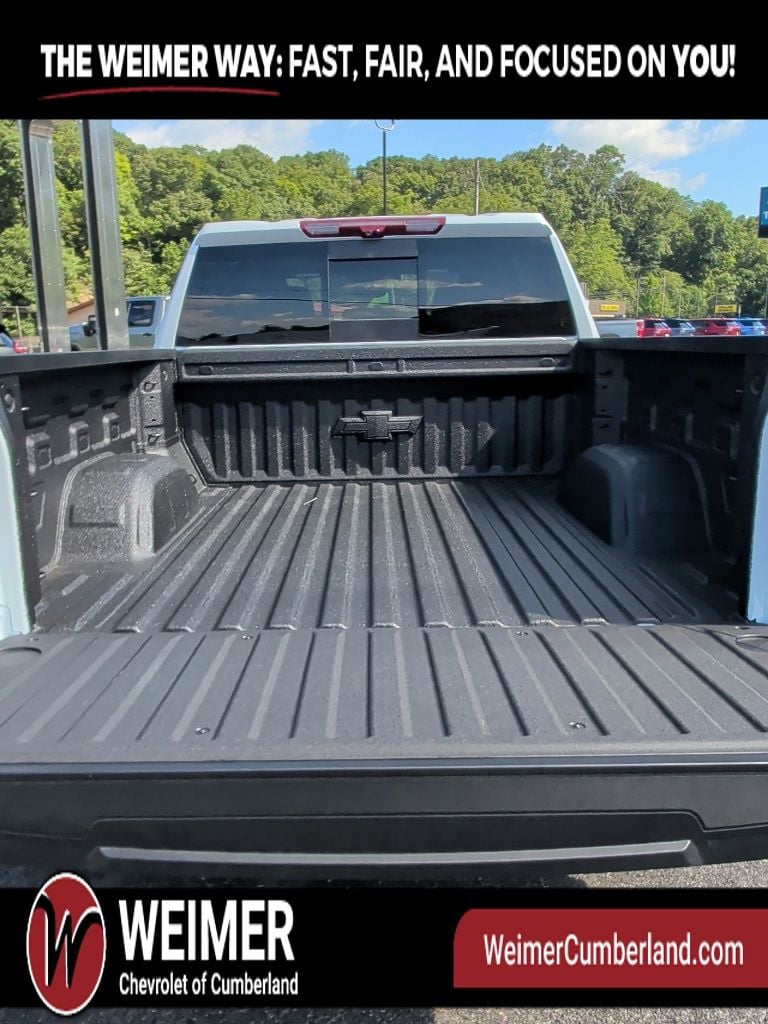 New 2026 Chevrolet Silverado 1500 High Country - photo - 4
