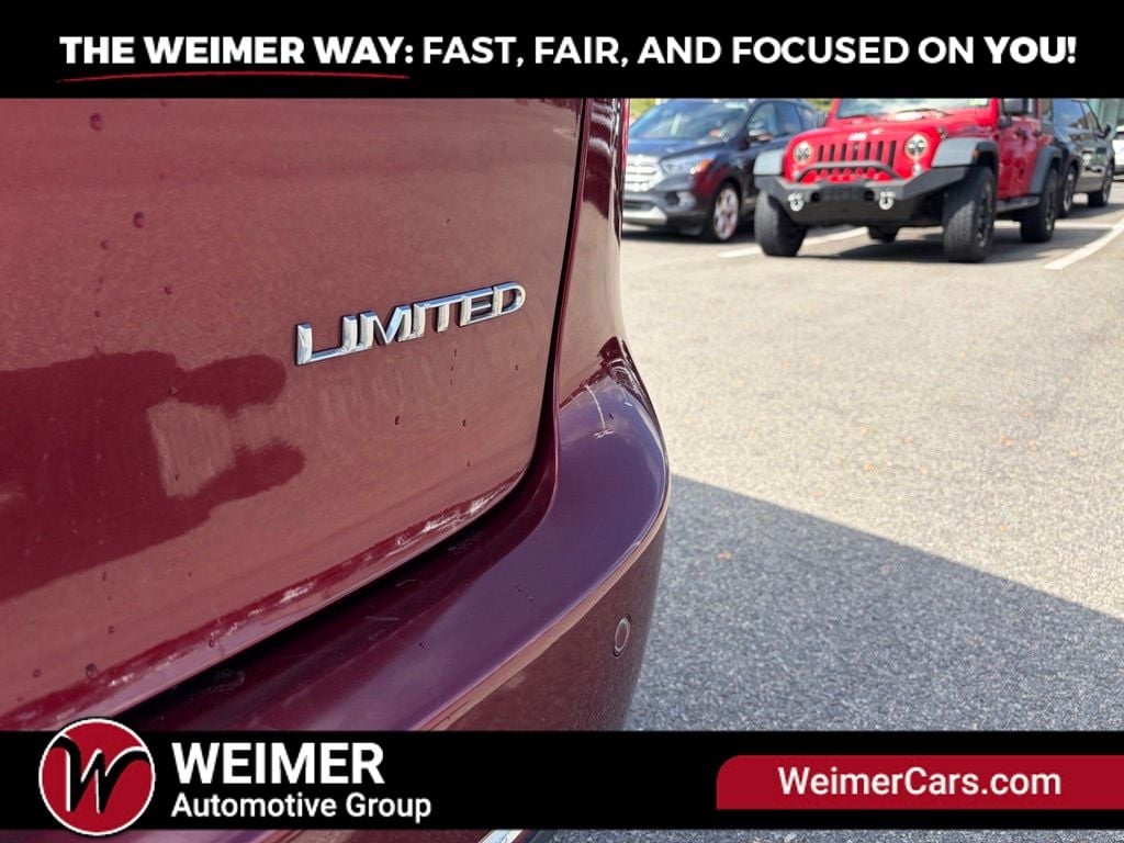 Pre-Owned 2020 Chrysler Pacifica Limited - photo - 15
