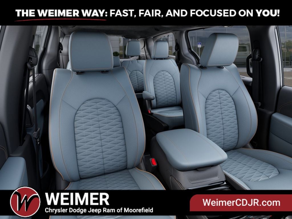 New 2027 Chrysler Pacifica Pinnacle - photo - 15
